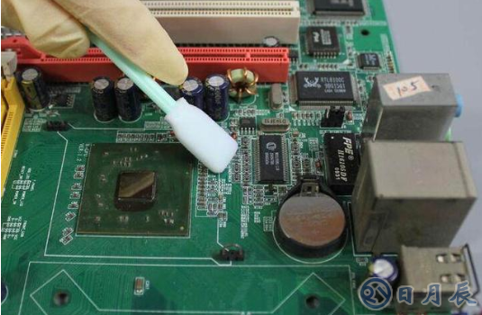 如何清潔PCB電路板？